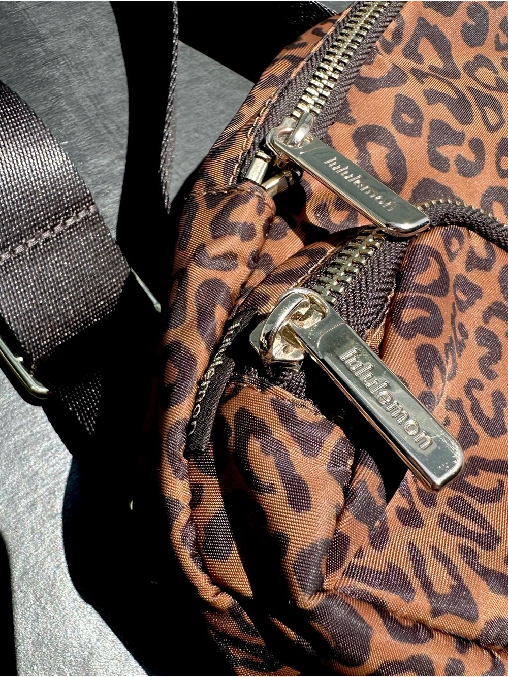 lululemon athletica Everywhere Small Sling Bag 2L Leopard Print Gold Hardware - Picture 11 of 14
